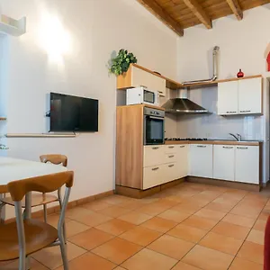 Appartamento Cozy Apt Near Aeroporto Linate, Milano